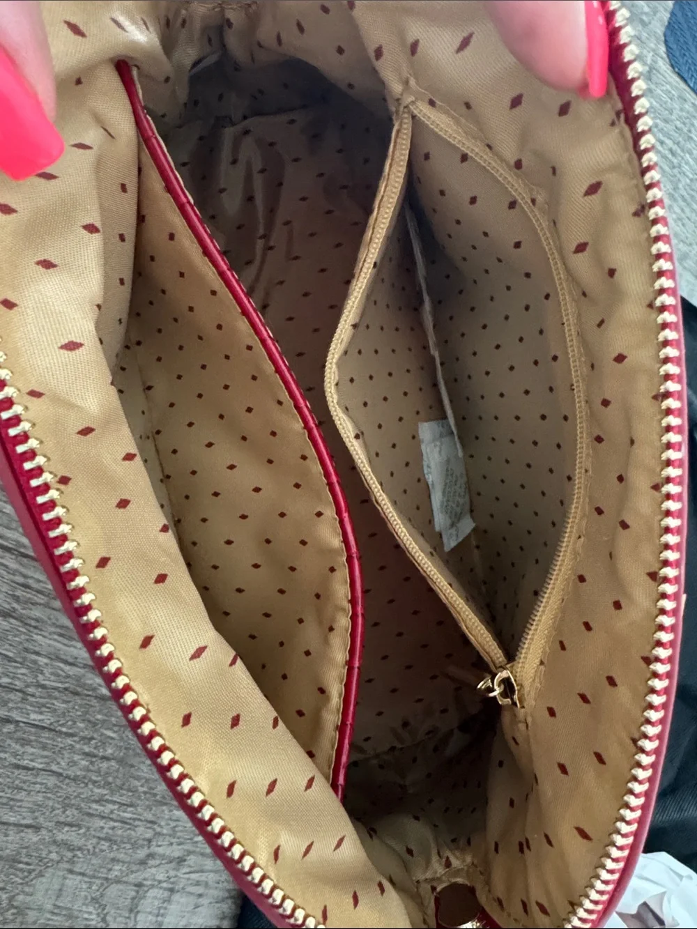 New Vanessa Williams Red Crocodile-Embossed Cosmetic Case / Clutch NWT